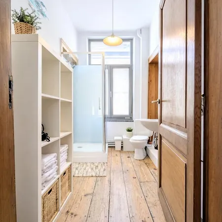 Apartament Lairesse *
