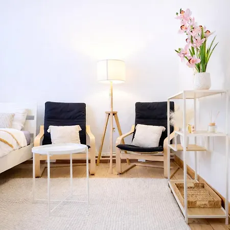 Apartament Lairesse *